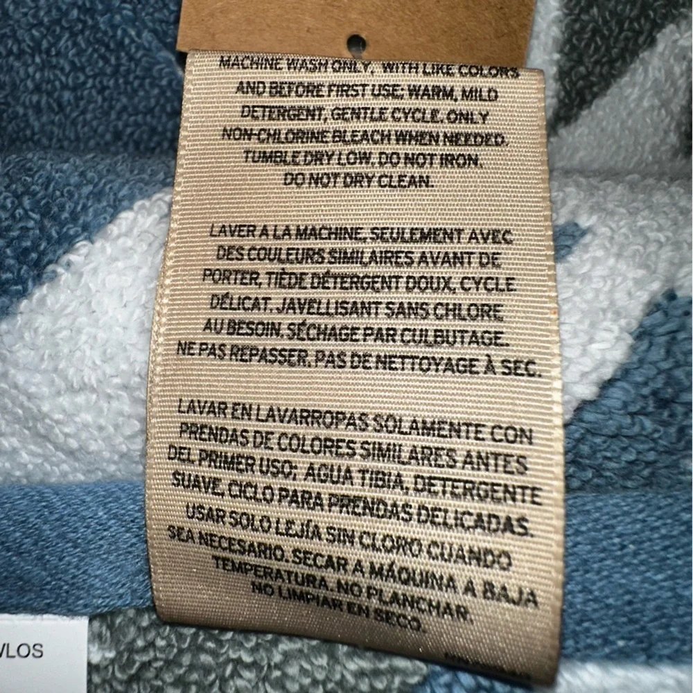 NEW Wrangler Bath Towels White with Sage and Blue Aztec Design 4 Bath & 2 Hand